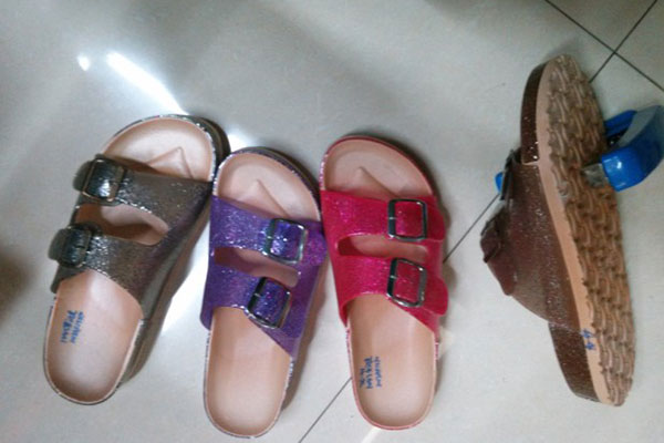 Factory wholesale Best Agent In Guangzhou - Sandals slippers yiwu footwear market yiwu shoes10374 – Kingstone