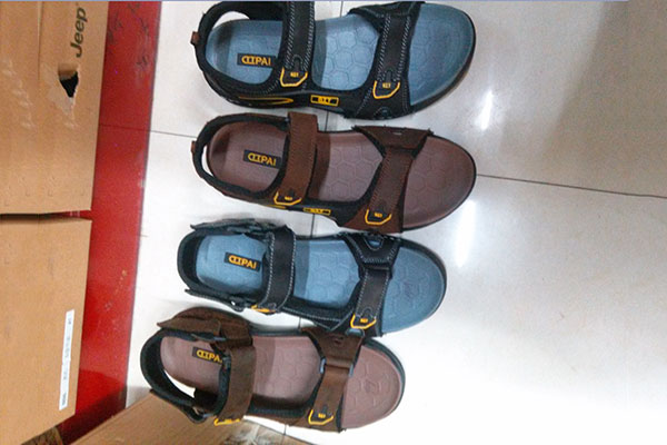 Cheapest Factory China Manufacturing Agent - Sandals slippers yiwu footwear market yiwu shoes10601 – Kingstone