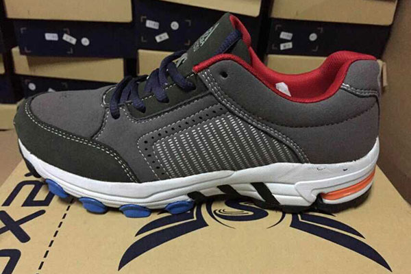 Top Suppliers One-Stop Export Service -   Sport shoes yiwu footwear market yiwu shoes10449 – Kingstone