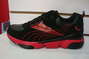 Sport shoes yiwu footwear market yiwu shoes10490