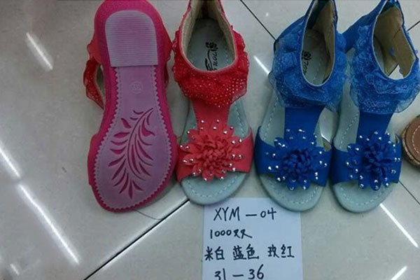 8 Year Exporter Amazon Inspector -   Sandals slippers yiwu footwear market yiwu shoes10605 – Kingstone