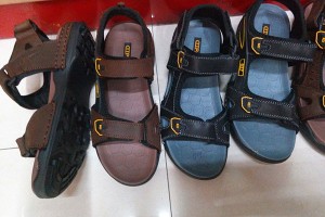 Sandals slippers yiwu footwear market yiwu shoes10595