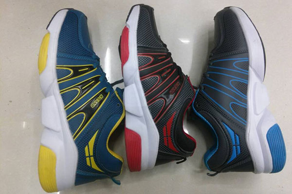 China Supplier Guangzhou Market -  Sport shoes yiwu footwear market yiwu shoes10648 – Kingstone