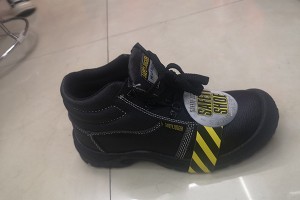 safety shoes TUV certificate CE men shoes casual shoes yiwu footwear 19016