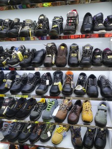 safety shoes TUV certificate CE men shoes casual shoes yiwu footwear 19016