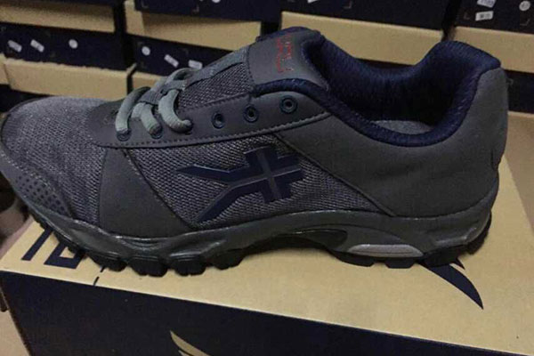 Cheap price Shenzhen Sourcing Agent -    Sport shoes yiwu footwear market yiwu shoes10448 – Kingstone