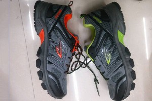 Sport shoes yiwu footwear market yiwu shoes10660