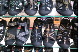 Cheap PriceList for Guangzhou Wholesale Market -   Sandals slippers yiwu footwear market yiwu shoes10384 – Kingstone