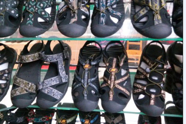 OEM China China Products Sourcing -   Sandals slippers yiwu footwear market yiwu shoes10384 – Kingstone