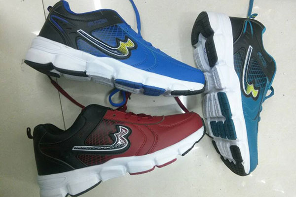 China Cheap price Purchasing Agent In China -  Sport shoes yiwu footwear market yiwu shoes10665 – Kingstone